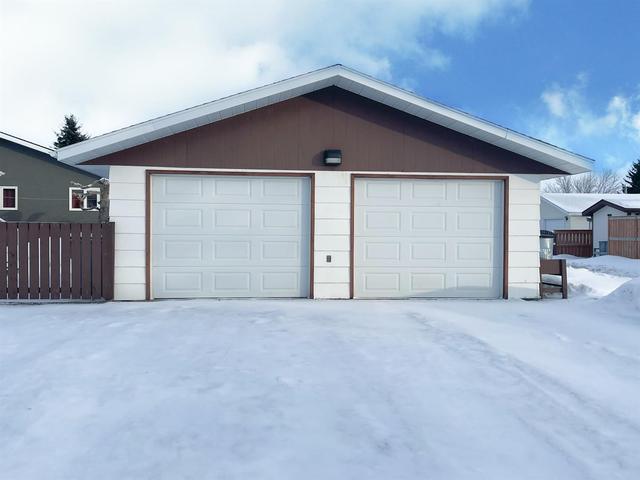 1601 8 Avenue, House detached with 3 bedrooms, 2 bathrooms and 4 parking in Wainwright No. 61 AB | Image 30