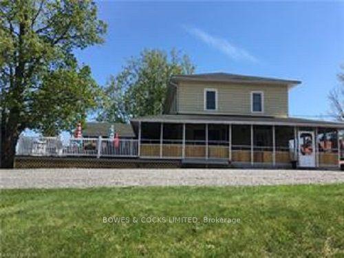 5605 Hwy 620, House detached with 1 bedrooms, 3 bathrooms and 20 parking in Wollaston ON | Image 1