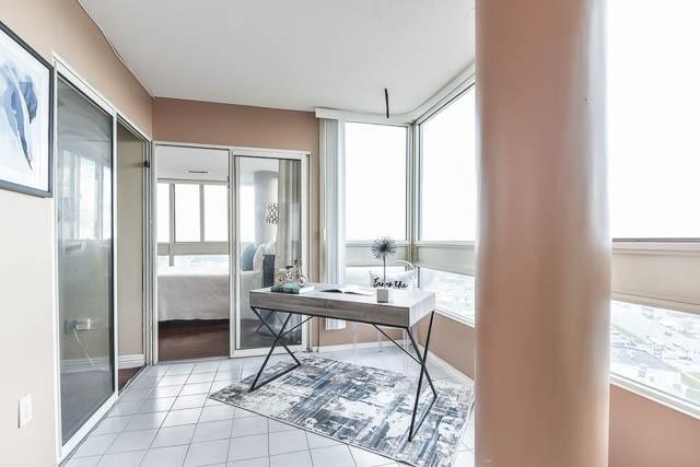 Ph10 - 3233 Eglinton Ave E, Condo with 2 bedrooms, 2 bathrooms and 3 parking in Toronto ON | Image 9