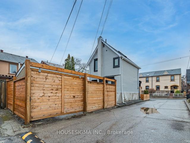 11 Via Italia, House detached with 2 bedrooms, 2 bathrooms and 1 parking in Toronto ON | Image 25