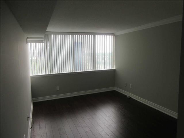 1205 - 21 Markbrook Lane, Condo with 2 bedrooms, 2 bathrooms and 1 parking in Toronto ON | Image 3