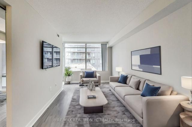 303 - 25 Telegram Mews, Condo with 1 bedrooms, 1 bathrooms and 0 parking in Toronto ON | Image 1
