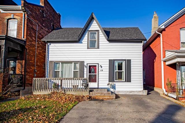 119 Locke St N, House detached with 4 bedrooms, 2 bathrooms and 2 parking in Hamilton ON | Image 12