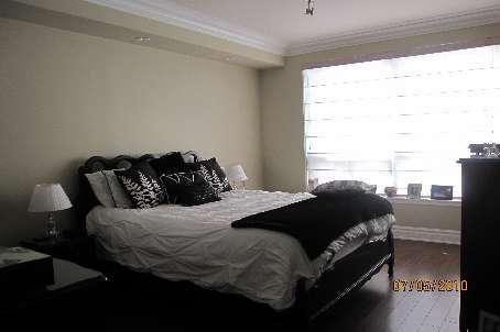 lph 208 - 15 North Park Rd, Condo with 3 bedrooms, 2 bathrooms and 1 parking in Vaughan ON | Image 6