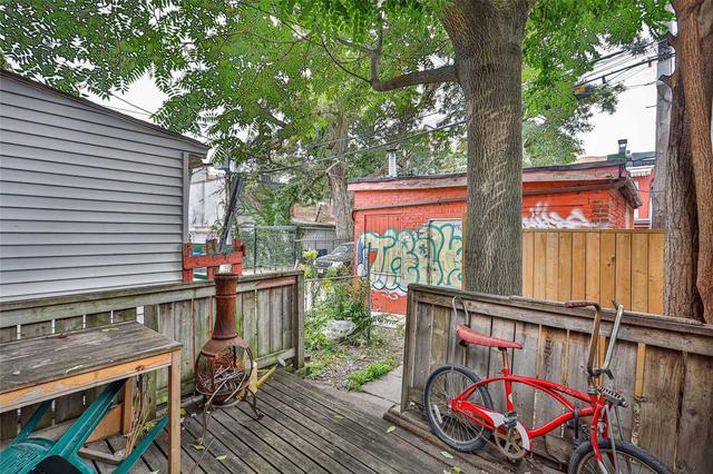 26.5 Glasgow St, House semidetached with 4 bedrooms, 3 bathrooms and 0 parking in Toronto ON | Image 30