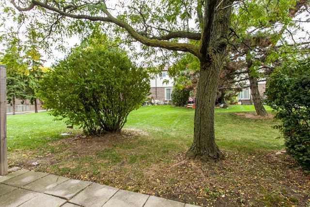 48 - 17 Quail Dr, Townhouse with 3 bedrooms, 2 bathrooms and 1 parking in Hamilton ON | Image 20