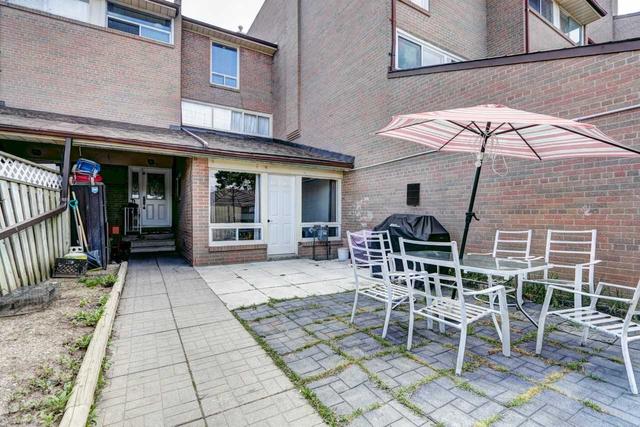 116 - 256 John Garland Blvd, Townhouse with 3 bedrooms, 2 bathrooms and 1 parking in Toronto ON | Image 25