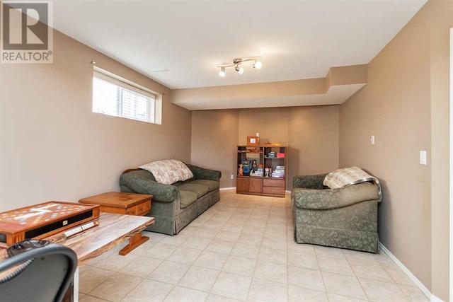75 Irving Crescent, House detached with 3 bedrooms, 3 bathrooms and 4 parking in Red Deer AB | Image 19