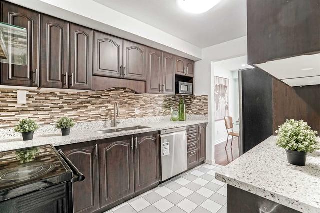 19 - 7475 Goreway Dr, Townhouse with 4 bedrooms, 3 bathrooms and 2 parking in Mississauga ON | Image 2