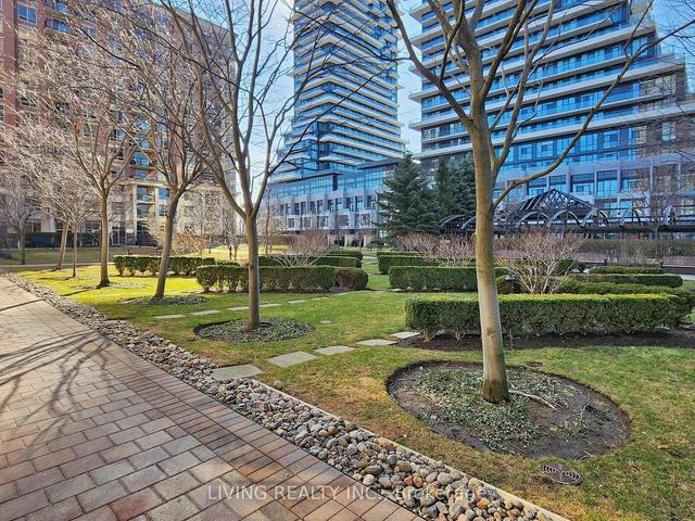 802 - 1101 Leslie St, Condo with 2 bedrooms, 2 bathrooms and 2 parking in Toronto ON | Image 17