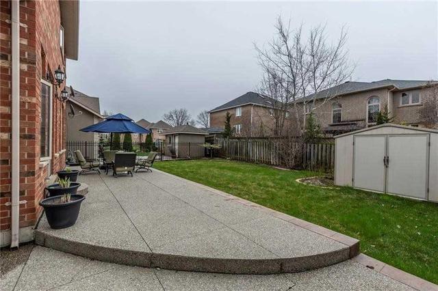 41 Kingsview Dr, House detached with 4 bedrooms, 4 bathrooms and 3 parking in Hamilton ON | Image 19