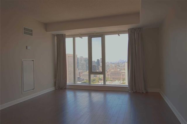 3810 - 210 Victoria St, Condo with 0 bedrooms, 1 bathrooms and 0 parking in Toronto ON | Image 10