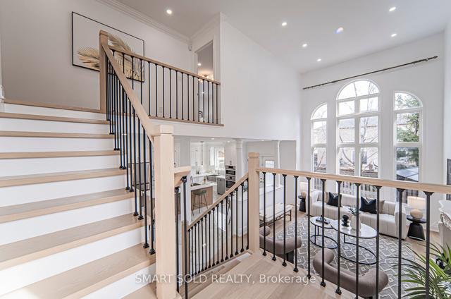 518 Spruce Needle Crt, House detached with 4 bedrooms, 5 bathrooms and 10 parking in Oakville ON | Image 5
