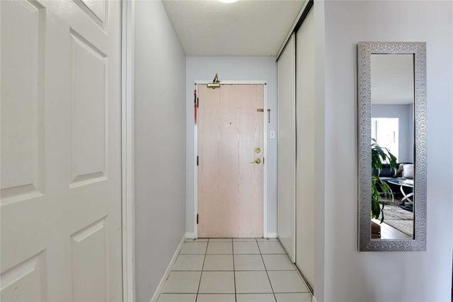 2105 - 400 Webb Dr, Condo with 2 bedrooms, 2 bathrooms and 1 parking in Mississauga ON | Image 34