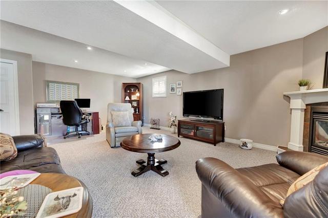 17 Nixon Avenue, House detached with 3 bedrooms, 2 bathrooms and 4 parking in Brant ON | Image 21