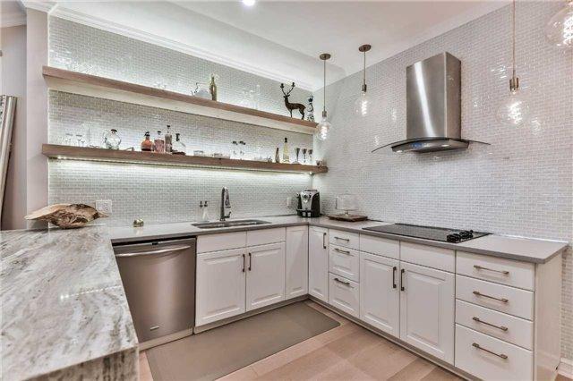 Th2 - 300 Avenue Rd, Townhouse with 2 bedrooms, 2 bathrooms and 1 parking in Toronto ON | Image 7