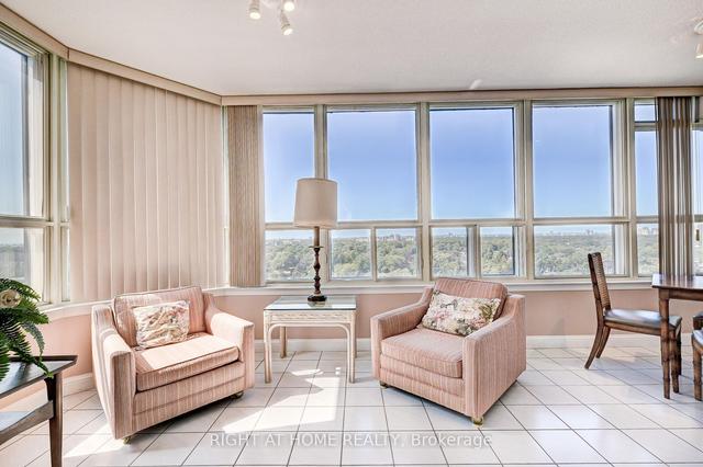 1616 - 268 Ridley Blvd, Condo with 2 bedrooms, 2 bathrooms and 1 parking in Toronto ON | Image 2