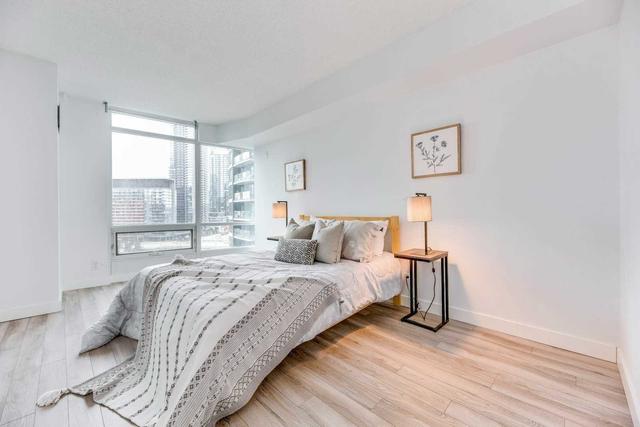 1207 - 361 Front St W, Condo with 2 bedrooms, 2 bathrooms and 1 parking in Toronto ON | Image 11