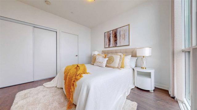 4201 - 9 Bogert Ave, Condo with 1 bedrooms, 2 bathrooms and 1 parking in Toronto ON | Image 15