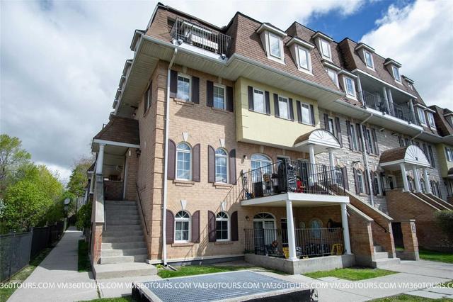 301 - 74 Sidney Belsey Cres, Townhouse with 3 bedrooms, 2 bathrooms and 1 parking in Toronto ON | Image 9