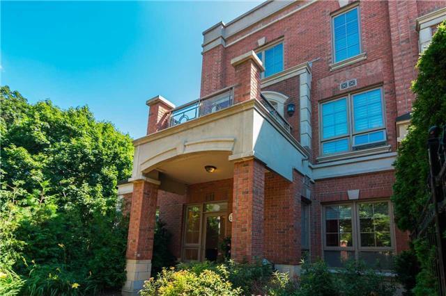 th 17 - 21 Burkebrook Pl, Townhouse with 3 bedrooms, 4 bathrooms and 2 parking in Toronto ON | Image 1