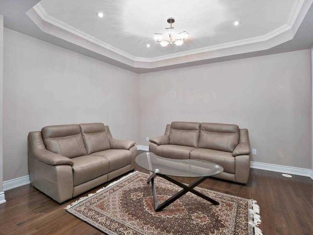 1551 Eglinton Ave W, House attached with 4 bedrooms, 4 bathrooms and 4 parking in Mississauga ON | Image 16