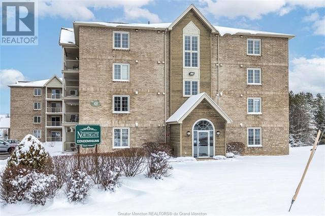 105 - 65 Diamond Head Crt, Condo with 2 bedrooms, 1 bathrooms and null parking in Moncton NB | Image 2