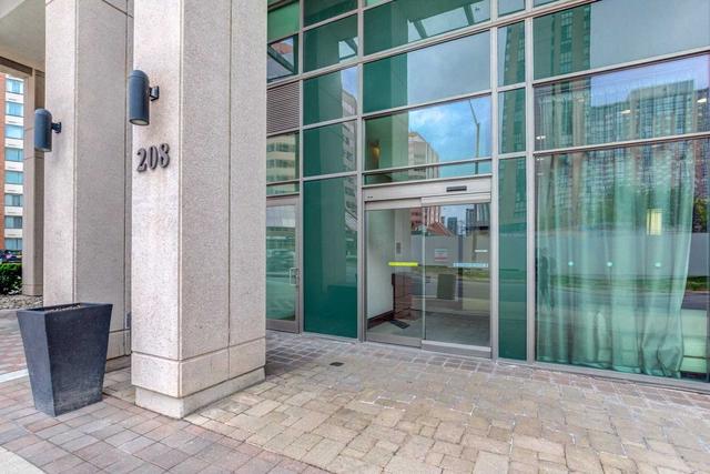 3003 - 208 Enfield Pl, Condo with 2 bedrooms, 2 bathrooms and 1 parking in Mississauga ON | Image 12