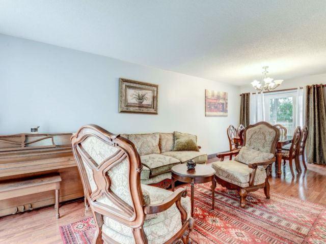 822 Miriam Cres, House detached with 3 bedrooms, 3 bathrooms and 2 parking in Burlington ON | Image 3