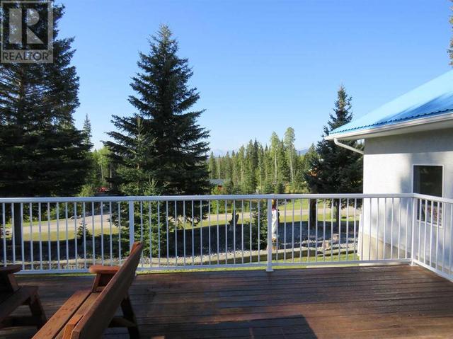 533 Raven Rise, House detached with 3 bedrooms, 3 bathrooms and null parking in Clearwater County AB | Image 2
