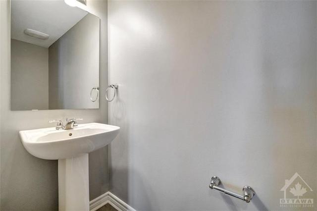 103 Helenium Lane, Townhouse with 2 bedrooms, 3 bathrooms and 3 parking in Ottawa ON | Image 15
