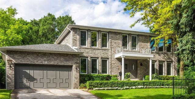 19 Magpie Cres, House detached with 4 bedrooms, 4 bathrooms and 4 parking in Toronto ON | Image 1