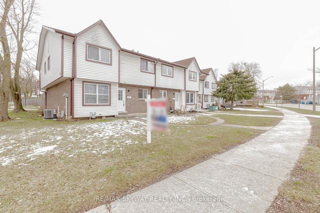 5 - 445 Pioneer Dr, Townhouse with 3 bedrooms, 2 bathrooms and 1 parking in Kitchener ON | Image 28