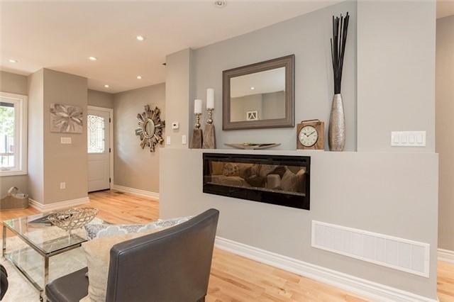 79 Frater Ave, House semidetached with 3 bedrooms, 2 bathrooms and 1 parking in Toronto ON | Image 5