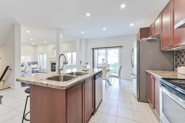 71 Turnerbury Ave, House detached with 5 bedrooms, 4 bathrooms and 6 parking in Ajax ON | Image 16