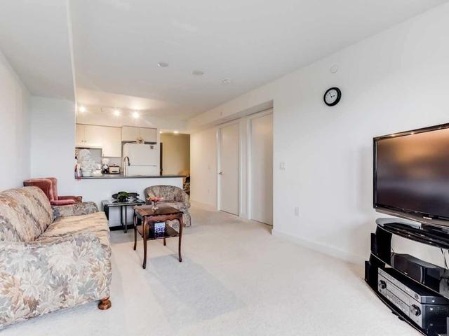 908 - 1346 Danforth Rd, Condo with 1 bedrooms, 1 bathrooms and 0 parking in Toronto ON | Image 2