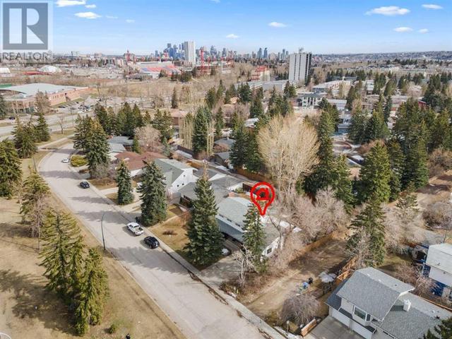 2419 Usher Road Nw, House detached with 4 bedrooms, 2 bathrooms and 4 parking in Calgary AB | Image 6