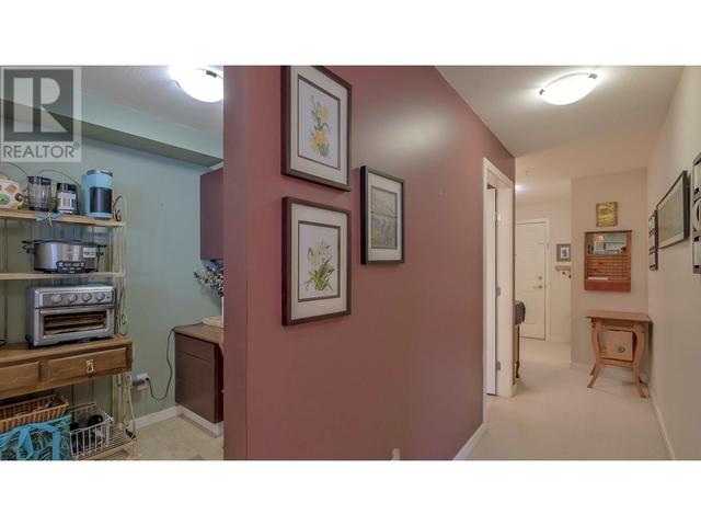 210 - 515 Houghton Road, Condo with 2 bedrooms, 2 bathrooms and null parking in Kelowna BC | Image 25