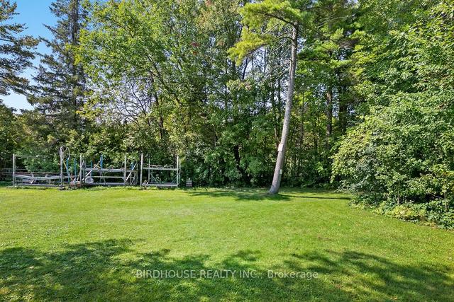 92 Laidlaw Dr, House detached with 4 bedrooms, 1 bathrooms and 12 parking in Kawartha Lakes ON | Image 26