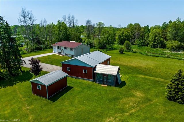 9 Peace Road, House detached with 4 bedrooms, 1 bathrooms and null parking in Kawartha Lakes ON | Image 23