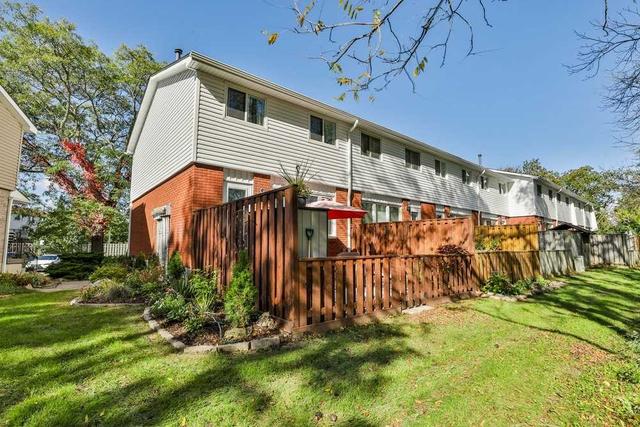 48 - 10 Angus Rd E, Townhouse with 3 bedrooms, 2 bathrooms and 2 parking in Hamilton ON | Image 35