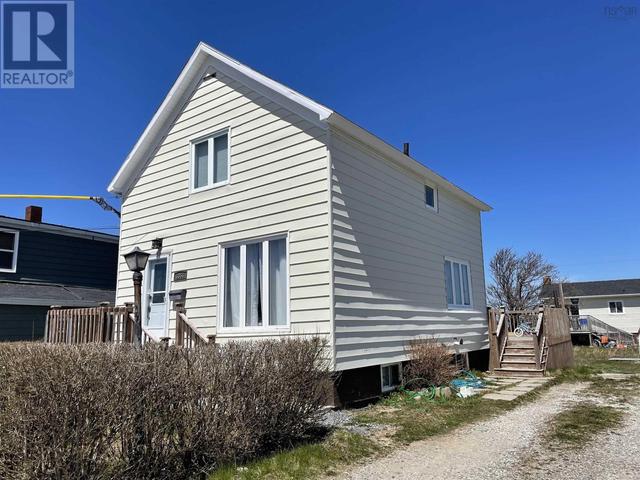 3353 Maclean Ave., House detached with 3 bedrooms, 2 bathrooms and null parking in Cape Breton NS | Card Image