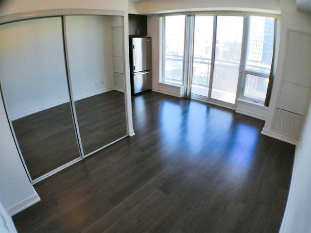 1102 - 225 Sackville St, Condo with 0 bedrooms, 1 bathrooms and null parking in Toronto ON | Image 8