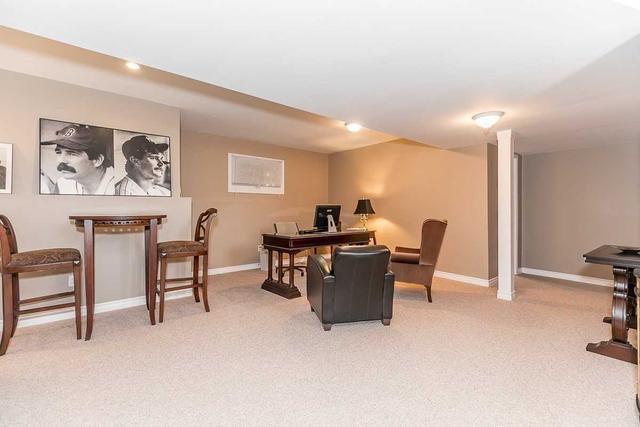 15 Bay Crt, House detached with 2 bedrooms, 3 bathrooms and 7 parking in Wasaga Beach ON | Image 10