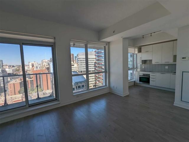 1808 - 30 Nelson St, Condo with 1 bedrooms, 1 bathrooms and 0 parking in Toronto ON | Image 1