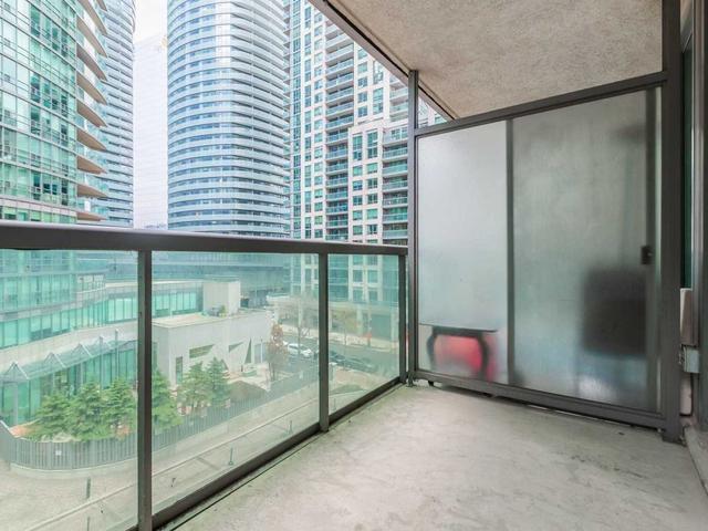 502 - 51 Lower Simcoe St, Condo with 1 bedrooms, 1 bathrooms and 0 parking in Toronto ON | Image 10