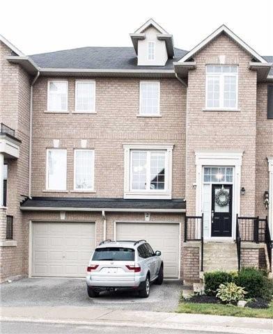 02 - 2280 Baronwood Dr, House attached with 3 bedrooms, 4 bathrooms and 1 parking in Oakville ON | Image 1