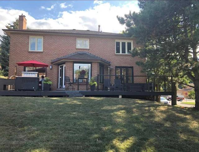 138 Wycliffe Ave, House detached with 4 bedrooms, 3 bathrooms and 4 parking in Vaughan ON | Image 15