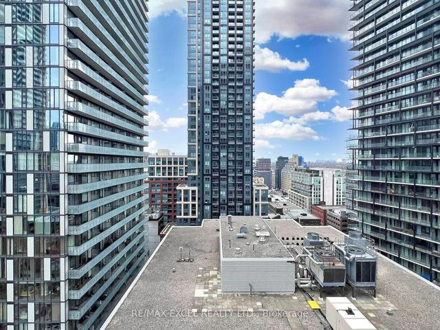 2107 - 38 Widmer St, Condo with 2 bedrooms, 2 bathrooms and 0 parking in Toronto ON | Image 10