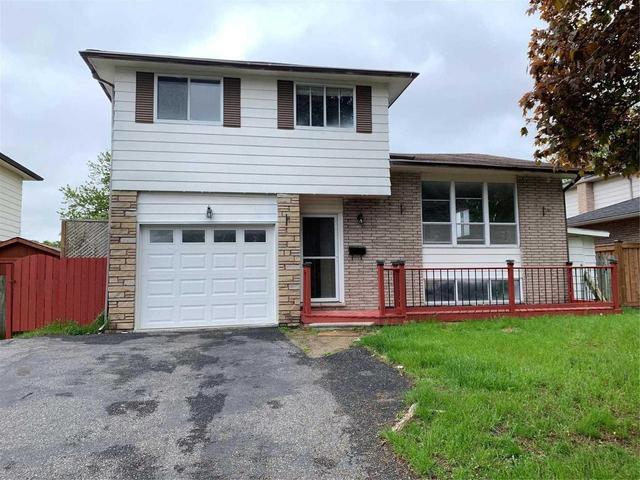 36 Hillier St, House detached with 3 bedrooms, 3 bathrooms and 2 parking in Clarington ON | Image 2